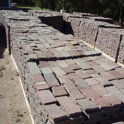 アルゼンチン斑岩_置場_湘南ロックガーデン